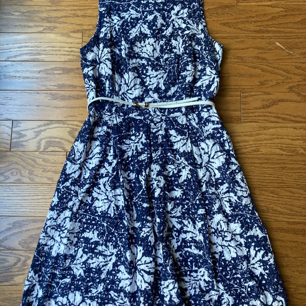 ECI Navy and White Floral Sleeveless Navy Dress- Size 6